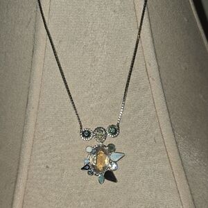 Vintage Swarvoski Elegant Silver and Gold Pendant Necklace